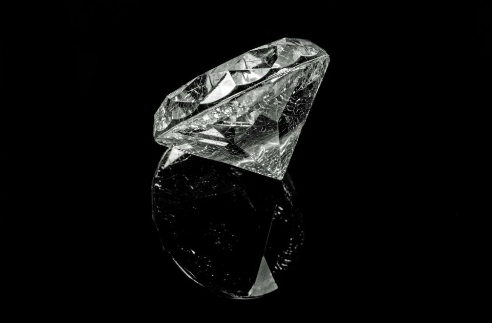 Najskuplji dijamant ikada plaćen kriptovalutom koštao 12,3 miliona dolara