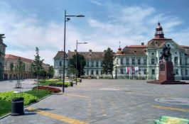 Zrenjanin: Milioni odoše na reprezentaciju u javnim preduzećima
