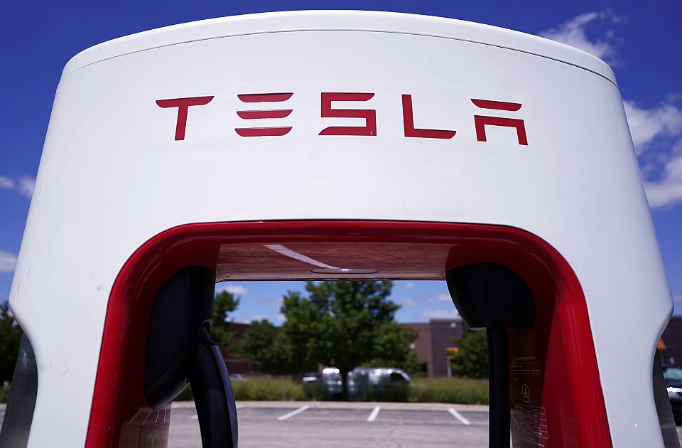 Tesla u Šangaju otvara fabriku koja će proizvoditi velike baterije 