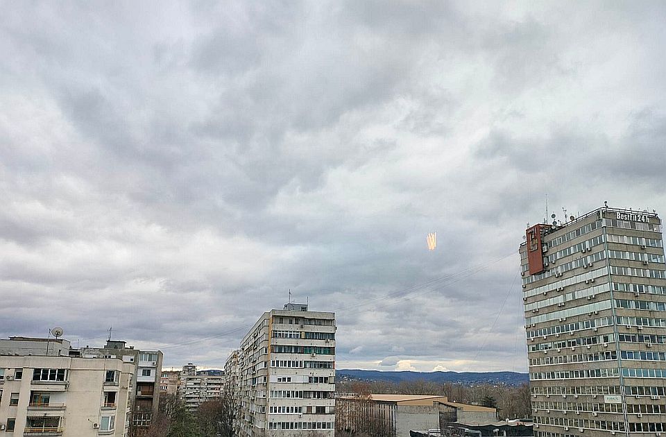 U ponedeljak oblačno i hladnije, povremeno kiša