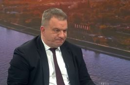 Ministar Stanković: Direktorka OŠ 