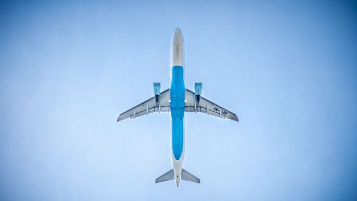  Evropskim avio-kompanijama prete tužbe ako ne prestanu sa spornom praksom 