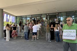 Novi štrajk sindikata BioSensa, traže da se obustavi razrešenje v. d. direktorke
