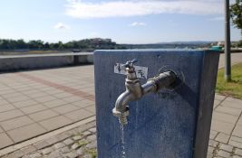 Havarije na vodovodnoj mreži: Bez vode ulice u Sremskoj Kamenici i Petrovaradinu