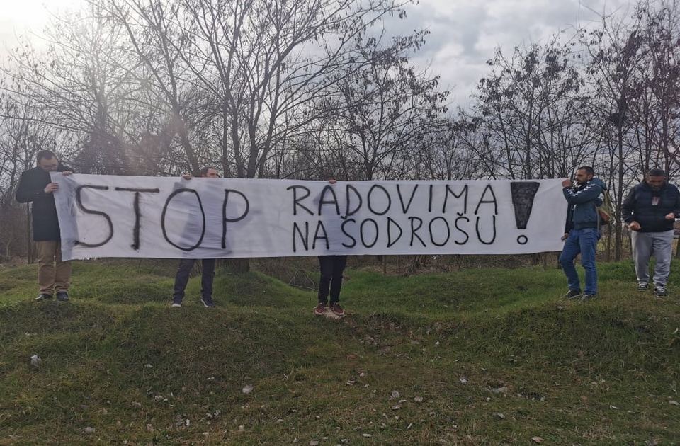 Počela seča stabala na Šodrošu, za danas najavljeno protestno okupljanje građana