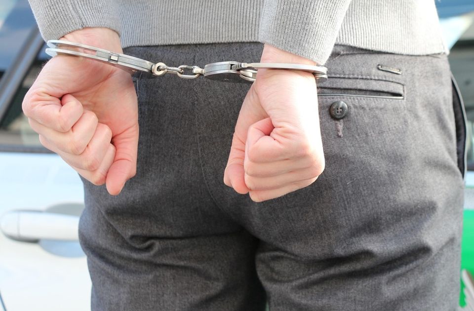 Uhapšen mađarski državljanin u Bačkoj Topoli: Krao poljoprivredne preparate