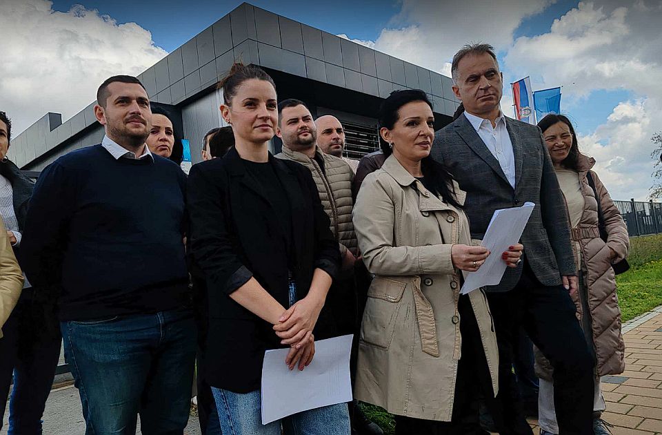 Tepić pozvala Mićina da obiđu crpnu stanicu, gradonačelnik rekao da mu ne pada na pamet