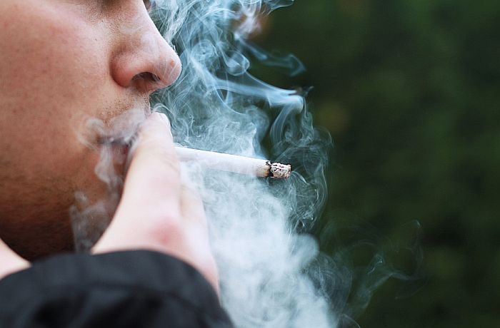  Kanarska ostrva zabranjuju pušenje na ulici zbog korone