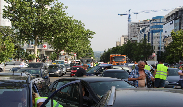 Pravnici: Građani koji protestuju imaju pravo na spontana okupljanja