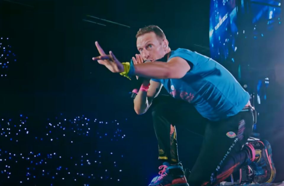 Coldplay objavljuje stare i nove albume na pločama od reciklirane plastike