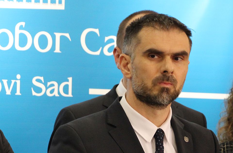 Mićin: Ako nam onemoguće ulazak u Skupštinu grada, sednica će se održati na drugom mestu Mićin: Ako nam onemoguće ulazak u Skupštinu grada, sednica će se održati na drugom mestu