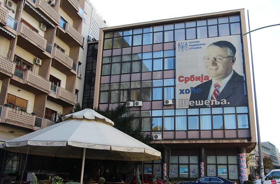 Radikali duguju 1,2 miliona dinara Novom Sadu, kažu da će sve biti rešeno