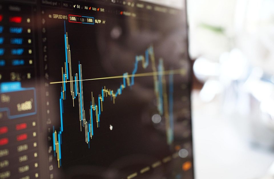 Lošija prognoza za srpsku ekonomiju: Agencija Moody's navodi više razloga za to