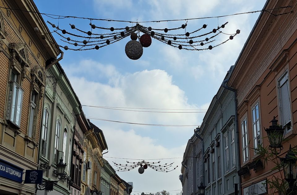 Mere štednje: Novi Sad neće koristiti svu dekorativnu rasvetu, uključuje se na mesec dana