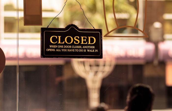 Svi radnici istovremeno dali otkaz, vlasnik morao da zatvori restoran