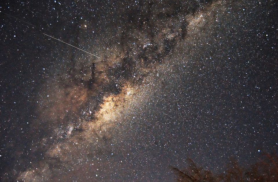 VIDEO: U toku meteorska kiša Geminida, pratite nebeski spektakl uživo