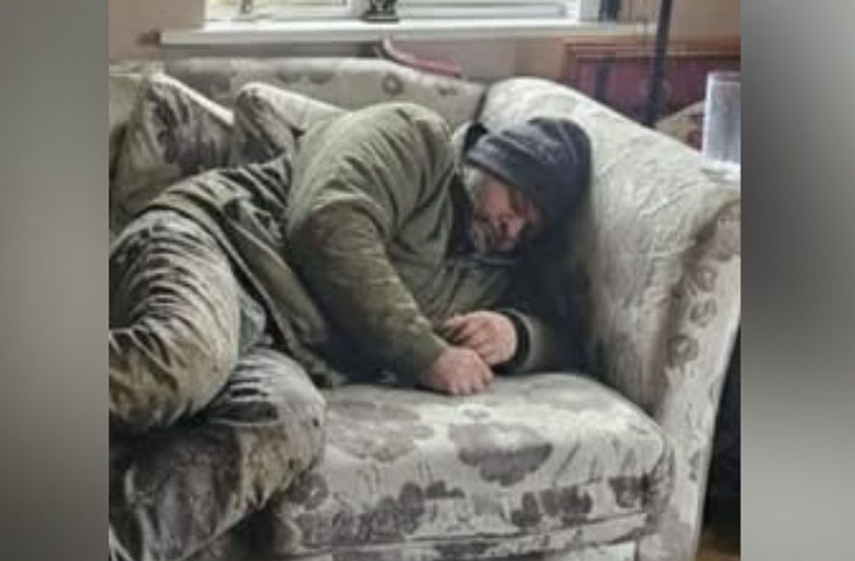 Deca objavljuju šaljive AI snimke sa navodnim beskućnikom, policija traži da prestanu