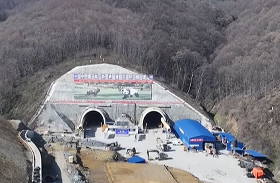 VIDEO: Dokle se stiglo sa izgradnjom tunela "Iriški venac" - najdužeg u Srbiji