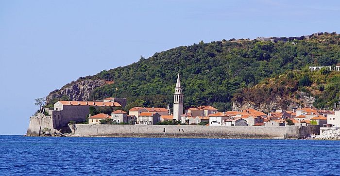 Budva i Tivat "pod ključem" zbog pogoršane situacije sa koronom