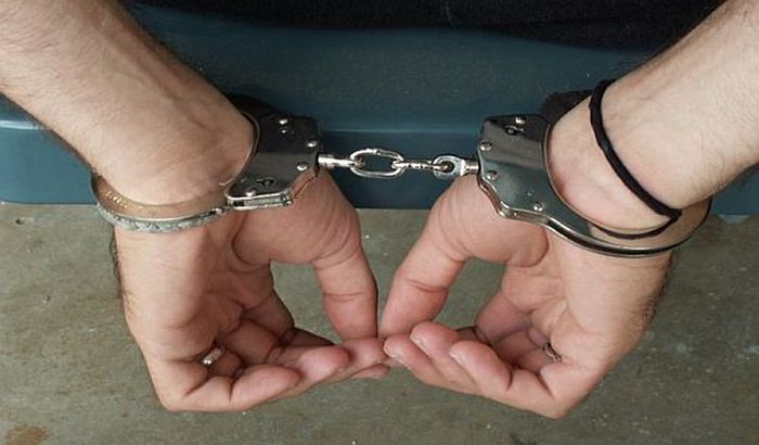 Državljanin Crne Gore uhapšen zbog falsifikovanja dokumenata Novosađanina