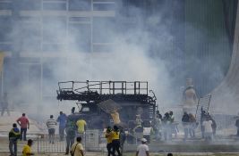Više od 400 pristalica Bolsonara uhapšeno zbog haosa u Braziliji