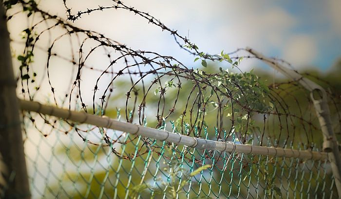  Osuđenik na 11 doživotnih robija traži privremeno odsustvo iz zatvora