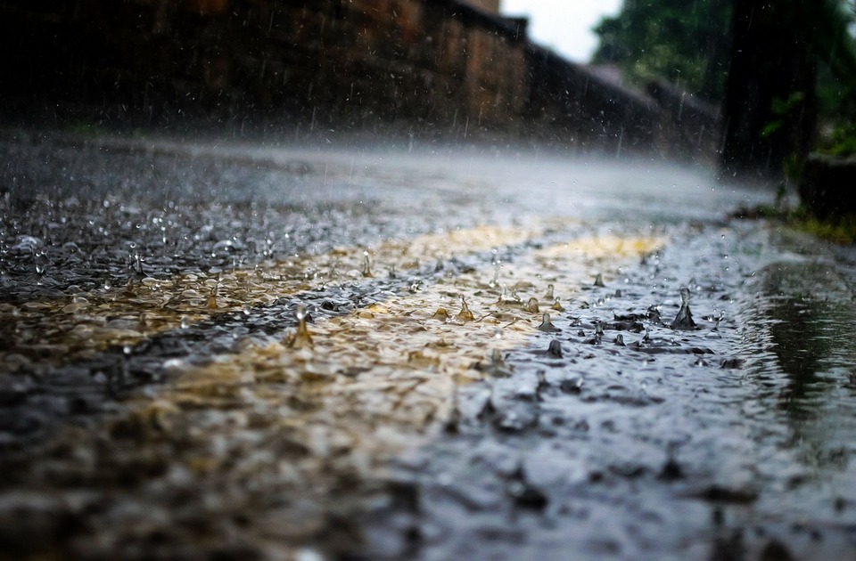 RHMZ izdao upozorenje: Velike količine padavina pred vikend