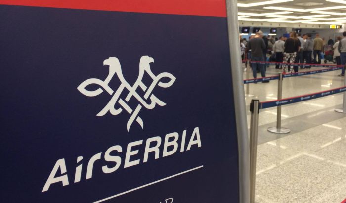 Avion Er Srbije do Londona preusmeren ka Frankfurtu zbog nevremena