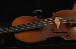 VIDEO Ajnštajnova violina prodata za 860.000 funti: Aukcija trajala samo deset minuta