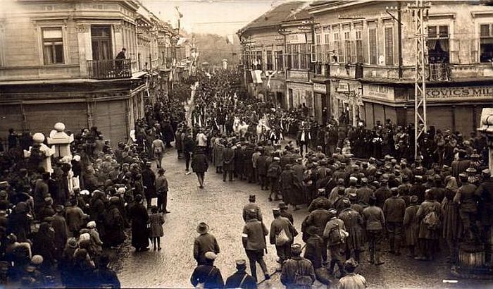 Vek od oslobođenja Novog Sada: Toma Bajić, Bavarska divizija i "hrabri" radikali