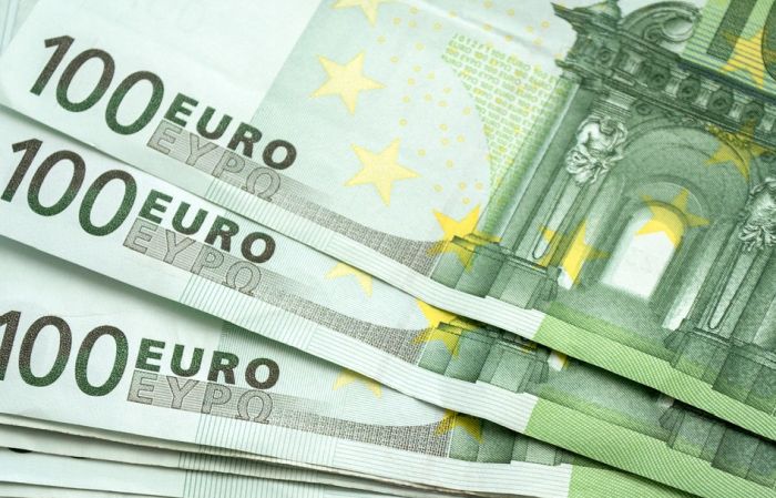 Od danas isplata 100 evra svima koji su se prijavili