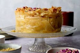 VIDEO Neki su spojevi bolji od drugih: Probajte čizkejk-baklavu