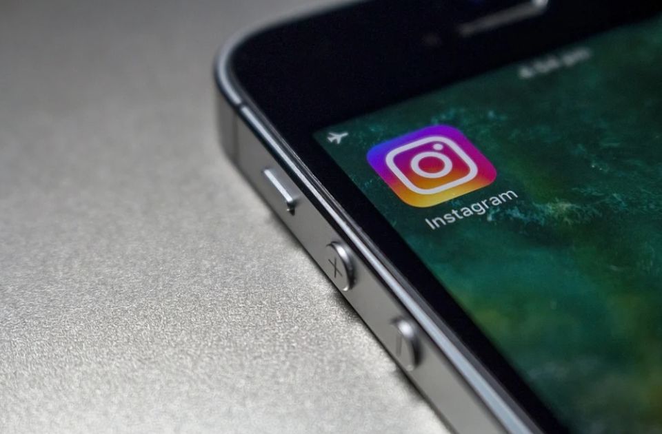 Instagram uvodi promene kako bi zaštitio tinejdžere na aplikaciji