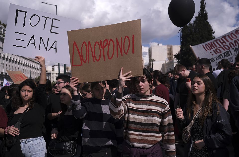 Šefu železničke stanice u Grčkoj preti i doživotni zatvor zbog nesreće sa 57 mrtvih