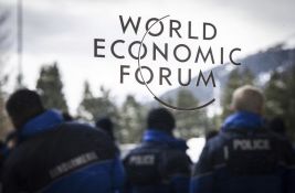 Počinje Svetski ekonomski forum u Davosu, Srbiju predstavljaju Vučić i Gojković