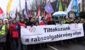 Antivladine demonstracije u Budimpešti zbog zakona o radu