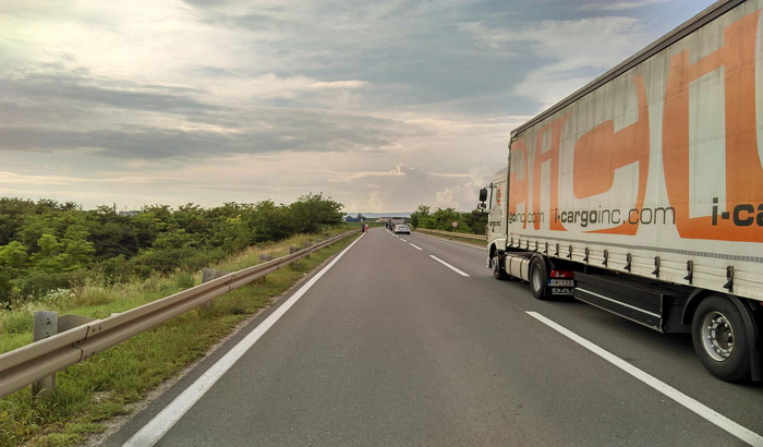  Vozači kamiona kroz Hrvatsku mogu od danas da staju na odmorištima