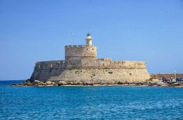 Četiri grčka ostrva na kojima je trenutno najveća gužva: Broj turista premašio onaj iz 2019. godine
