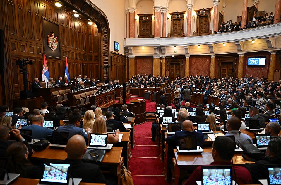 Skupština Srbije danas o biračkom spisku i leks specijalisu za Generalštab: Opozicija o tome da li bojkotuje