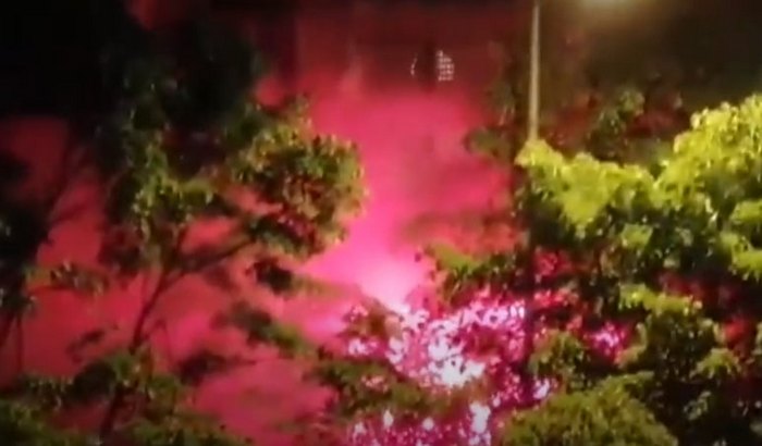 VIDEO: U Novom Sadu ponovo bakljama i vatrometom protiv šerpi