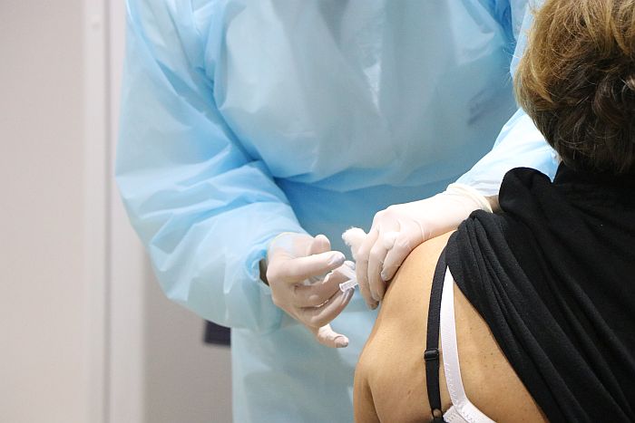 U Srbiji vakcinisano više od 735.000 građana