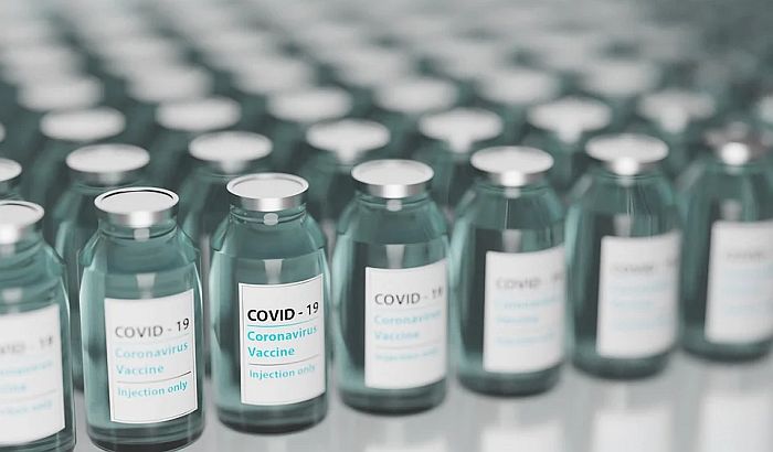 Univerzitet Oksford prvi put testira vakcinu protiv korone kod dece i mladih