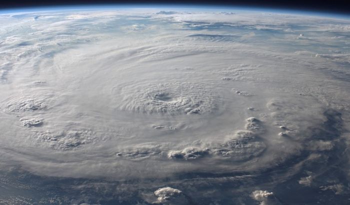 Uragan "Ofelija" će pogoditi Evropu, izdato "crveno upozorenje"