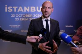 Francuski ministar: Izbori u Srbiji i Brazilu pokazali da demokratija nije rekla svoju poslednju reč 