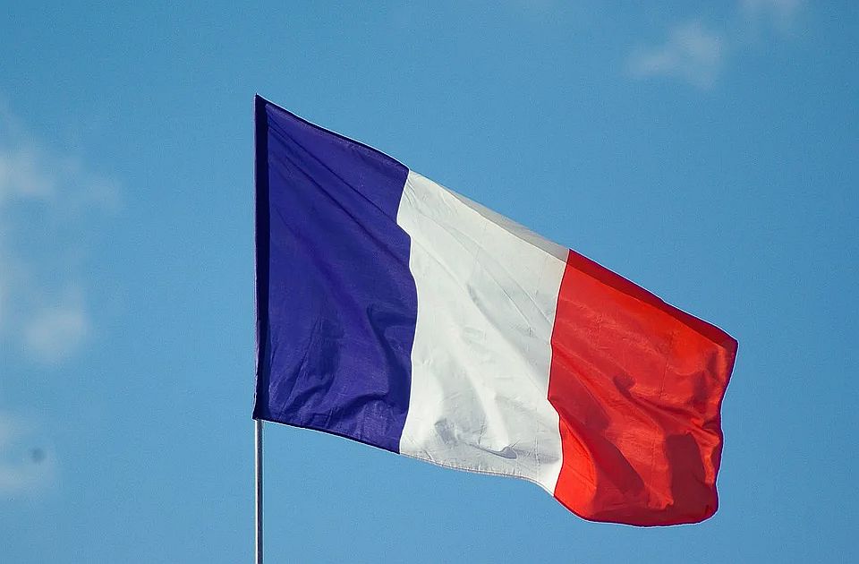 Poslanici Donjeg doma Parlamenta Francuske dobili preteća pisma