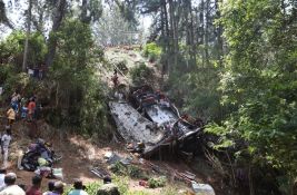 Autobus se survao niz liticu u Šri Lanki, poginula 21 osoba