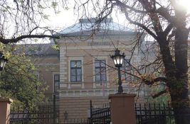 Roditelji: Učenici Jovine gimnazije već četiri meseca van matične zgrade, direktor ignoriše naša pitanja 