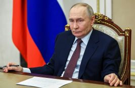 Putin: Rusija bi poslala milijardu dolara Odboru za mir za palestinski narod