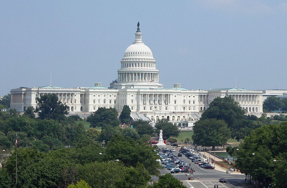 Američka vlada se zatvara: Tramp i Kongres nisu postigli dogovor
