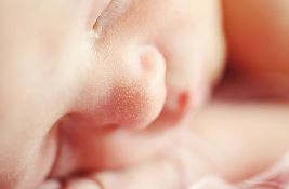 Rođena prva beba u Srbiji iz jajne ćelije uvezene iz Španije